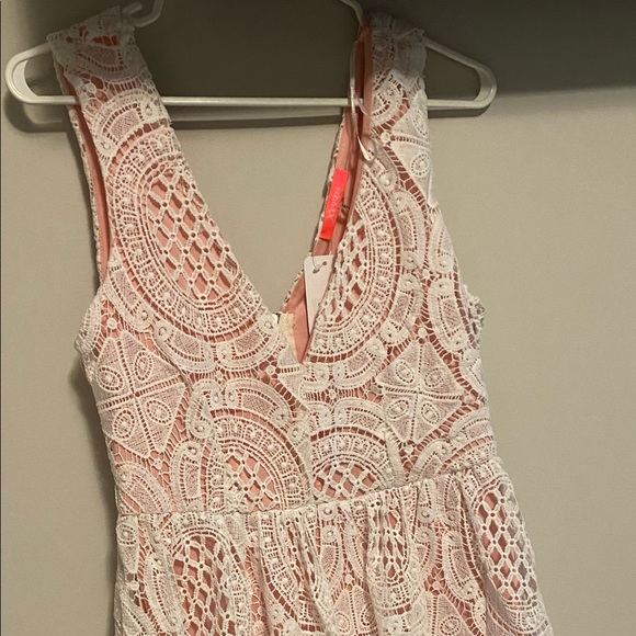 “Ellyette” Lacey white and pink summer dress - Picture 5 of 6